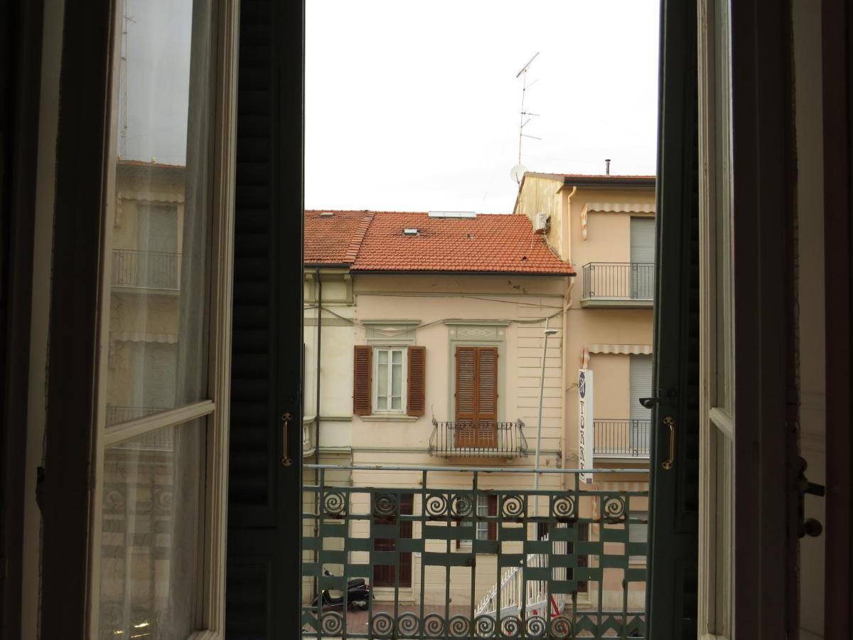 Hotel Massimo Viareggio Esterno foto