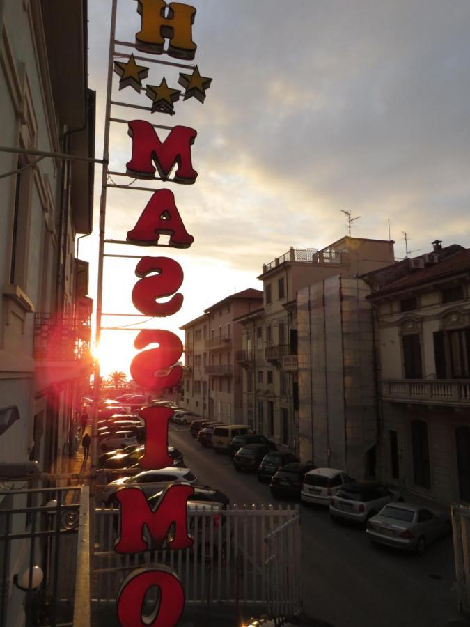 Hotel Massimo Viareggio Esterno foto