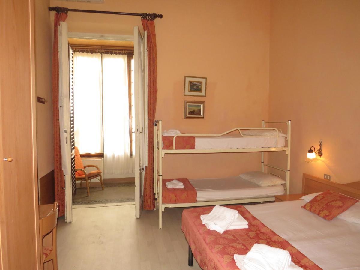 Hotel Massimo Viareggio Esterno foto