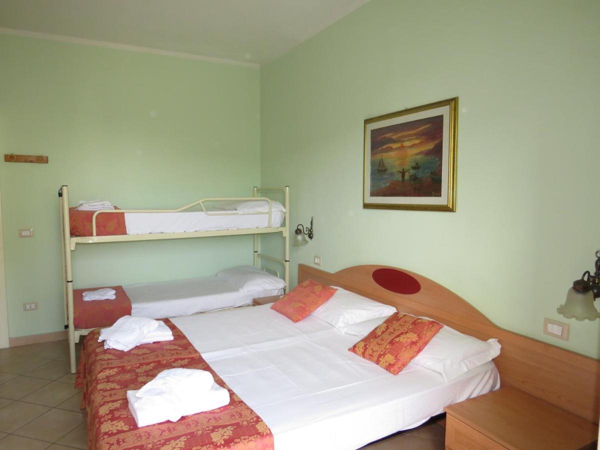 Hotel Massimo Viareggio Esterno foto