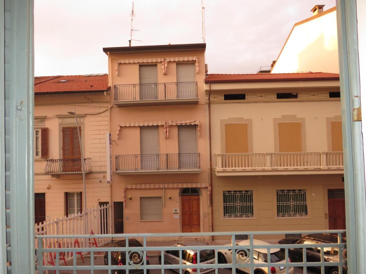 Hotel Massimo Viareggio Esterno foto
