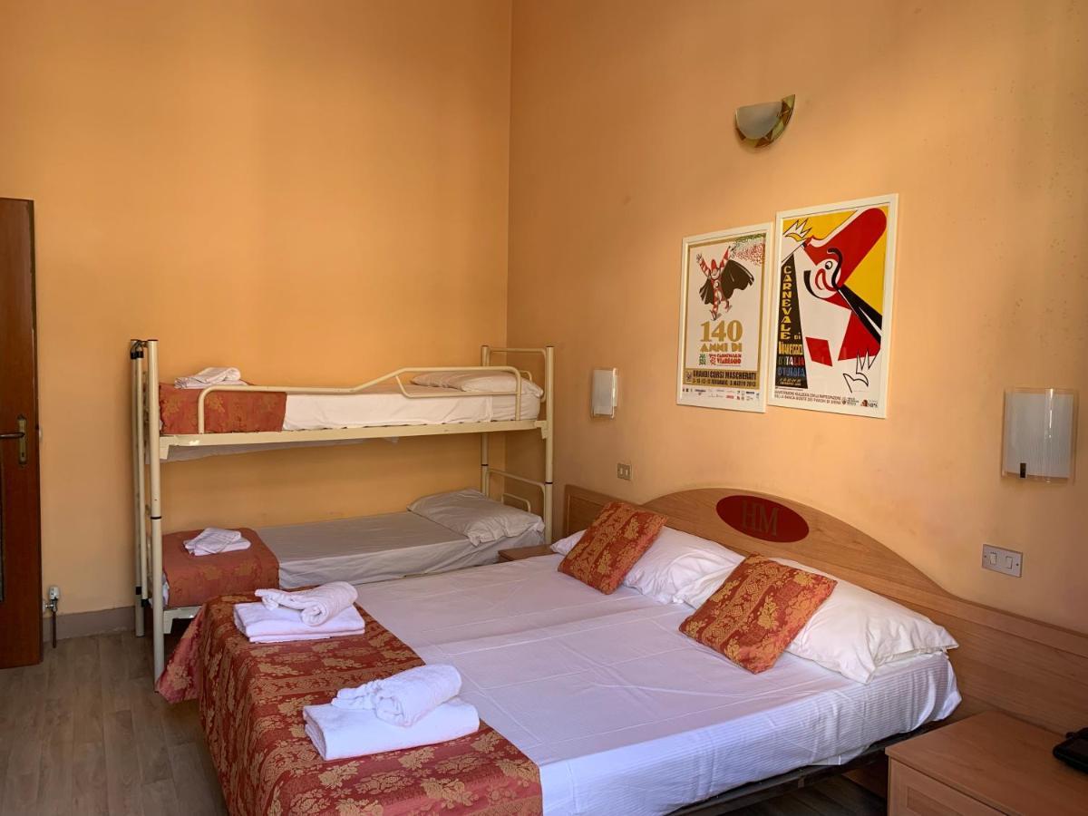 Hotel Massimo Viareggio Esterno foto