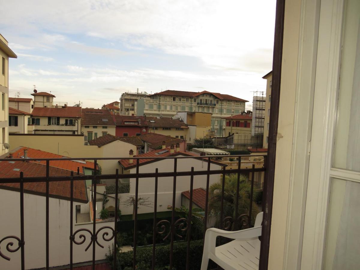 Hotel Massimo Viareggio Esterno foto