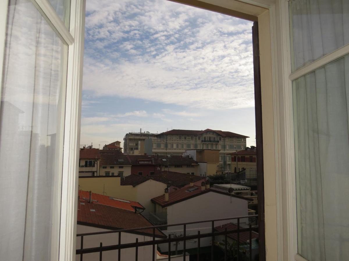 Hotel Massimo Viareggio Esterno foto