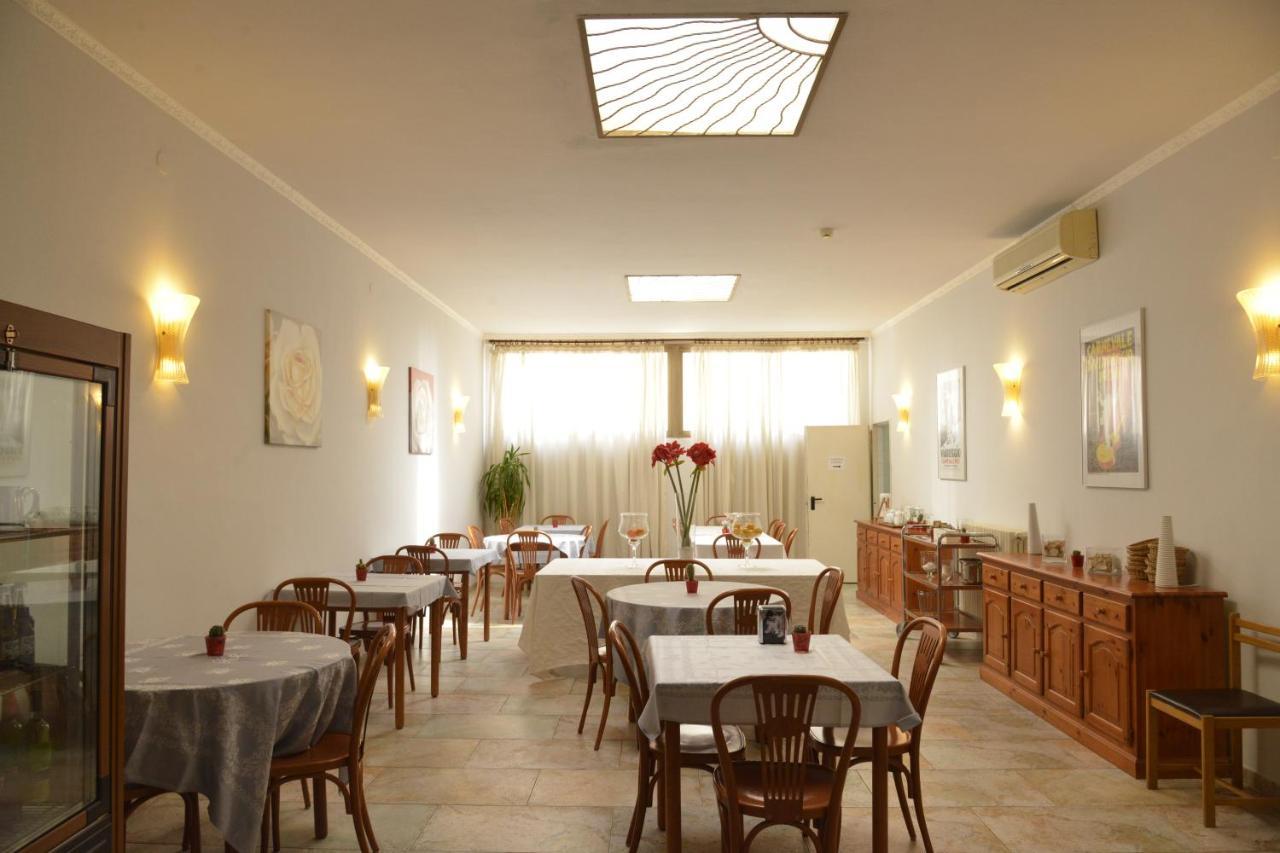 Hotel Massimo Viareggio Esterno foto