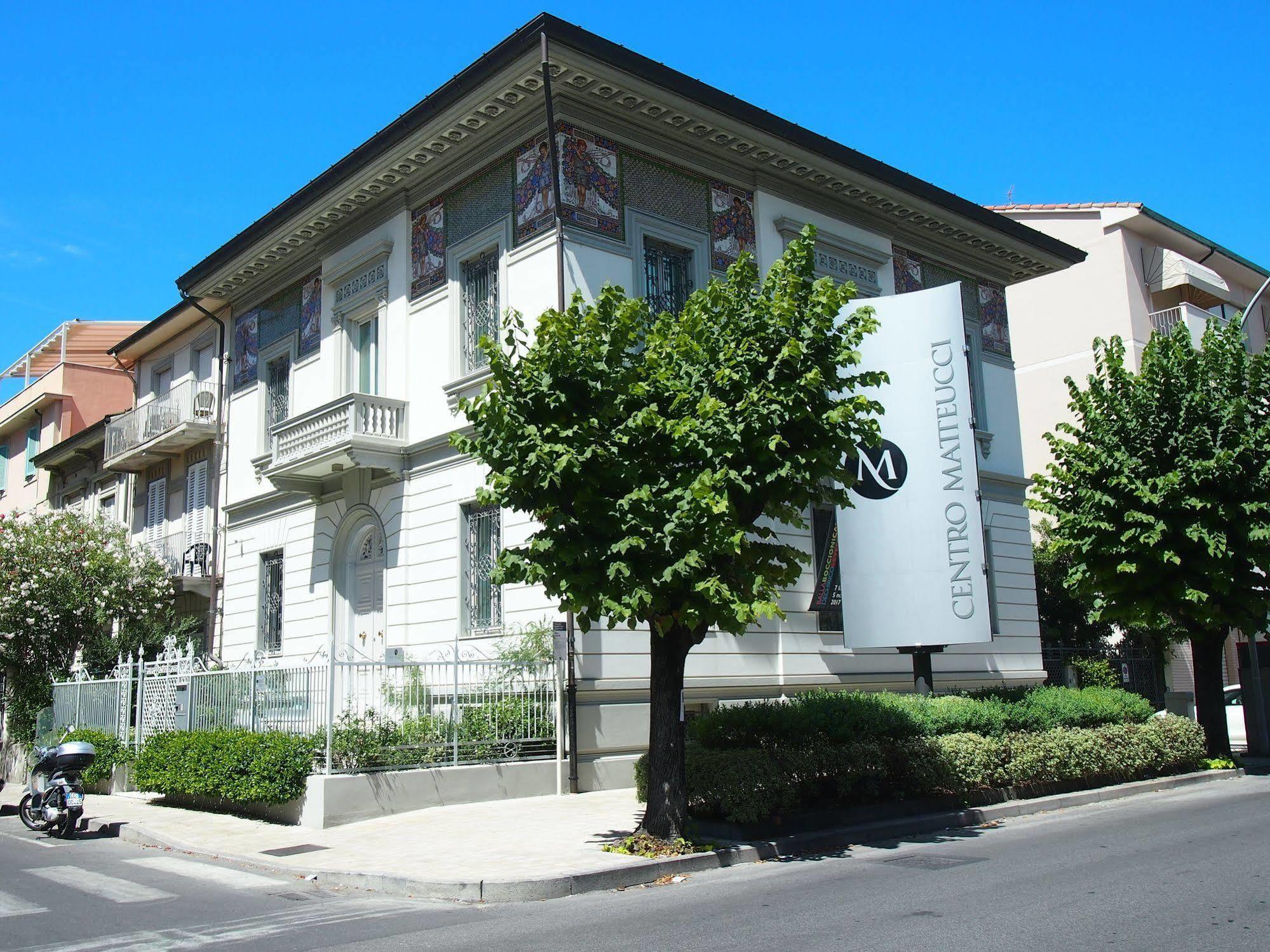 Hotel Massimo Viareggio Esterno foto