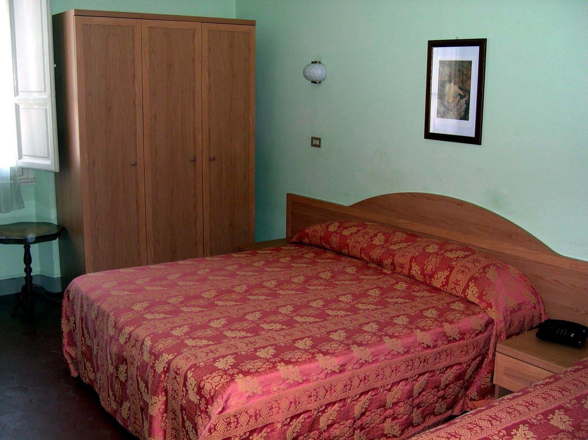 Hotel Massimo Viareggio Esterno foto